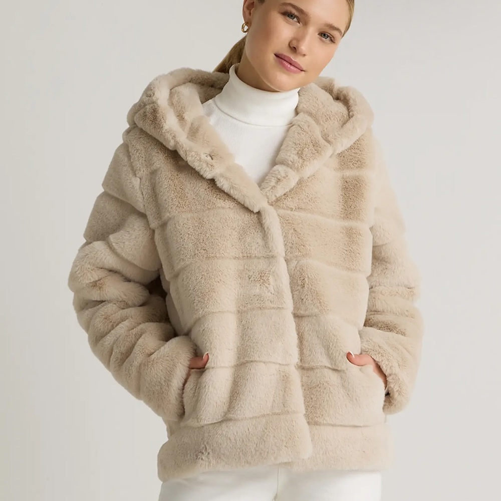 NWT Quince | Hooded Faux Fur Jacket | Large